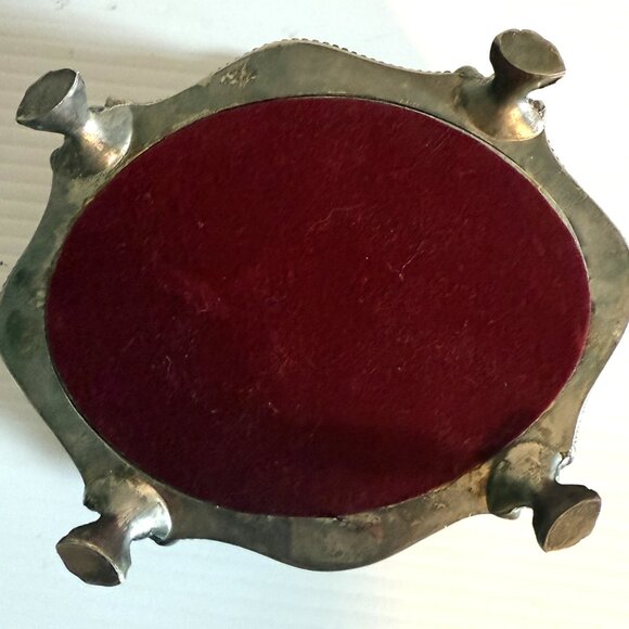 Vintage Silver Plate Hinged Jewelry Trinket Box Lion Crest & Feet Int'l Silver - Picture 10 of 15